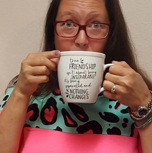 Meet your Posher, Joy